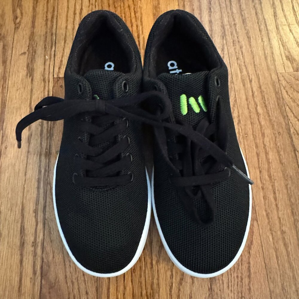 atom sneakers - Picture 2 of 8